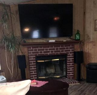 Gorgeous Family-Friendly Cabin with Fire Pit near Huntington, West Virginia - 4