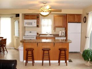 A-Frame Cabin Rental with Spacious Deck Overlooking the Cotee River, Florida - 8