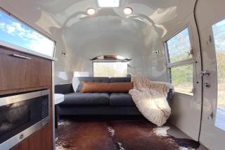 Restored Beautiful Airstream Fully Equipped with Incredible Outdoor Living in Texas - 9