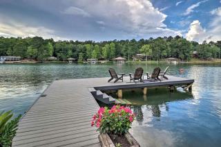 Delightful Waterfront Cabin Rental Overlooking Lake Martin, Elmore County, Alabama - 6