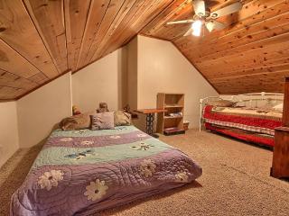 Gorgeous Vacation Rental with Hot Tub near Yosemite National Park, California - 7