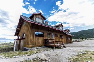 Scenic Cabin with Wildlife Views Near Madison River, Ennis, Montana - 3
