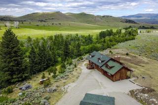 Scenic Cabin with Wildlife Views Near Madison River, Ennis, Montana - 1