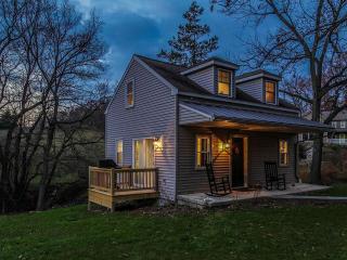 Elegant Farm Cottage Rental for a Countryside Getaway near Lancaster, Pennsylvania - 0