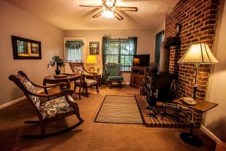Family-Friendly Cabin Rental with River Views near Knoxville - 9