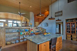 Solar-Powered Rocky Mountain Retreat for an Off-Grid Vacation in Colorado - 1