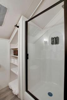 Beautiful Tented Cabin Surrounded by Nature and Hot-tub Provided in Scottsboro, Alabama - 1