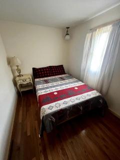 Homey Pet-Friendly Cabin Rental for Groups in the Catskills - Big Indian - 5