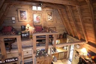 Secluded Two-Bedroom Barn near Lake Santeetlah, North Carolina - 7