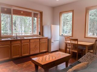 Charming Cabin Rental Surrounded by Chugach National Forest, Alaska - 8