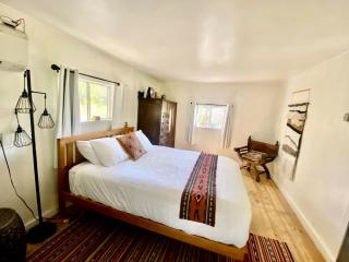 Petite Log Cabin on Organic Farm in New Mexico - 4
