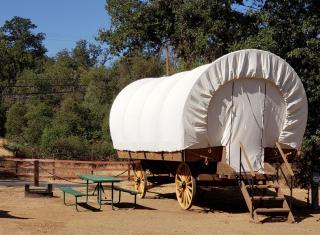 Four-Person Conestoga Wagons for Glamping Getaway near Yosemite National Park, California - 5