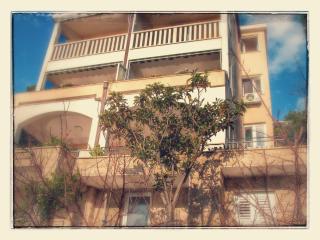 Apartments Davor & Marija Sosic - Brela - 0