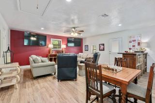 Peaceful Texas Retreat with Game Room & Private Outdoor Space Near Kyle Field & Downtown Bryan in Dr. Bryan, Texas - 3