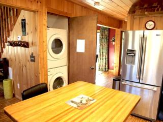 Luxury Cabin Rental for a Family Getaway in Pigeon Forge, Tennessee - 1