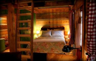 Beautiful Waterfront Cabin with Hot Tub near Winston-Salem, North Carolina - 8
