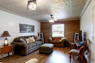 Modern Farmhouse Escape with Patio & Fire Pit in Bryan, Texas - 3
