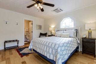 Modern, Rustic Farmhouse Vacation Rental with a Deck in Clarksville, Tennessee - 5