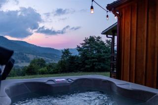 Peaceful Tiny House in the Mountains near Seneca Rocks, West Virginia - 6