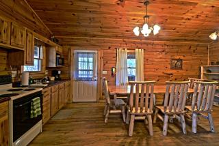 Secluded Log Cabin with a Hot Tub near Bridle Trails in Logan, Ohio - 8