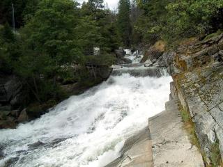 Gorgeous Cabin Rental with Spacious Furnished Deck in Pioneer, California - 2