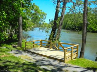 Pet-Friendly Yurt Getaway on the Shenandoah River in Luray, Virginia - 5