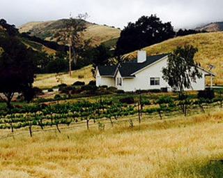Idyllic Rental Surrounded by Foothills near Los Padres National Forest in California - 0