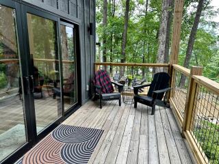 Delightful Cottage Ideal for Small Groups in Sevierville, Tennessee - 6