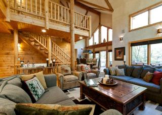 Authentic Lodge Rental with Hot Tub and Mountain Views near Sundance Resort, Utah - 2