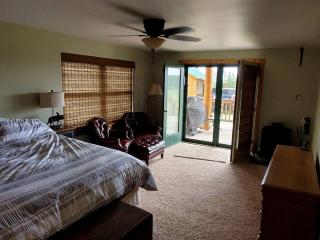 Beautiful Cabin with Fire Pit and Deck in Foxpark, Wyoming - 1