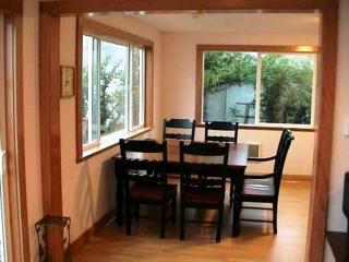 Spacious Cottage Rental with Ocean Views in Netarts, Oregon - 8