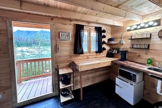 Solar Powered Lakefront Twin Tiny Houses in Cantwell Alaska, Perfect for a Group Getaway to Denali National Park - 8