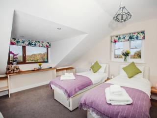 4 Bed in Bishops Frome 75601 - 1