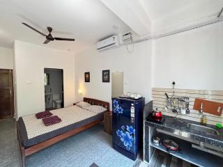 Studio Silent Grove R-6 by Mukund Sadan Arambol - Arambol - 4