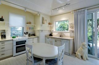 Luxury Cottage Rental with Direct Beach Access in Siesta Key, Florida - 8
