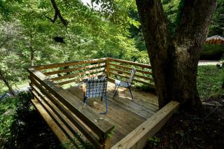 Charming Appalachian Mountain Cabin for Glamping near the Nantahala River - 1