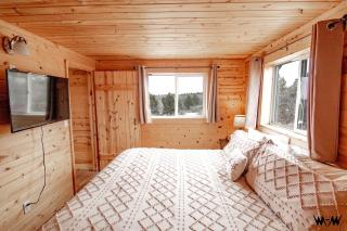 Fully-Furnished Cabin Rental with Beautiful Mountain Views Near Moab, Utah - 7