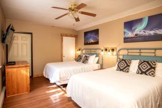 Weekend Getaway for Outdoor Recreation near San Isabel Forest in Colorado - 7