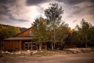 Weekend Getaway for Outdoor Recreation near San Isabel Forest in Colorado - 4