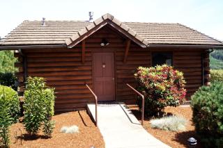 Secluded Cabin Ideal for a Romantic Getaway in the Umpqua River Valley of Oregon -  - 1