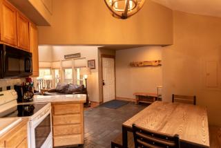 Beautiful Secluded Cabin with a Hot Tub near Monarch Mountain in Colorado - 1