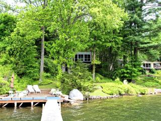 Delightful Vacation Rental with a Private Dock on Candlewood Lake in Connecticut - 2