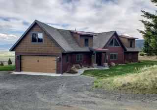 Stunning Hollowtop House with Panoramic Lake and Mountain Views near Ennis, Montana - 4