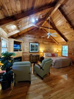 Peaceful Riverside Cabin Retreat Near New River, Virginia - 1