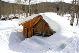 Peaceful Cabin near Medicine Bow-Routt National Forest in Columbine, Colorado - 2
