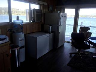 Spacious Lakeside Vacation Rental on Lake Coeur d'Alene in North Idaho - 2