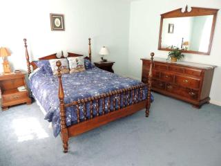 Charming Family-Friendly Cabin near Acadia National Park in Southwest Harbor, Maine - 7