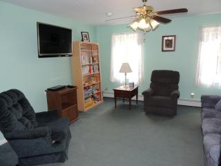 Charming Family-Friendly Cabin near Acadia National Park in Southwest Harbor, Maine - 1