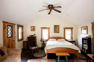 Romantic Couples' Cabin Getaway in Pittsfield, New Hampshire - 6