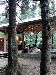 Nauti Otter Inn and Yurt Village - 1